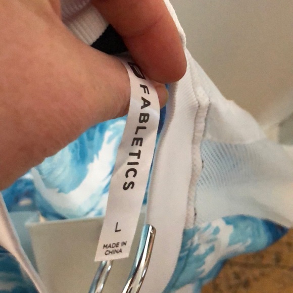 NWT Fabletics light weight jacket - Picture 7 of 7